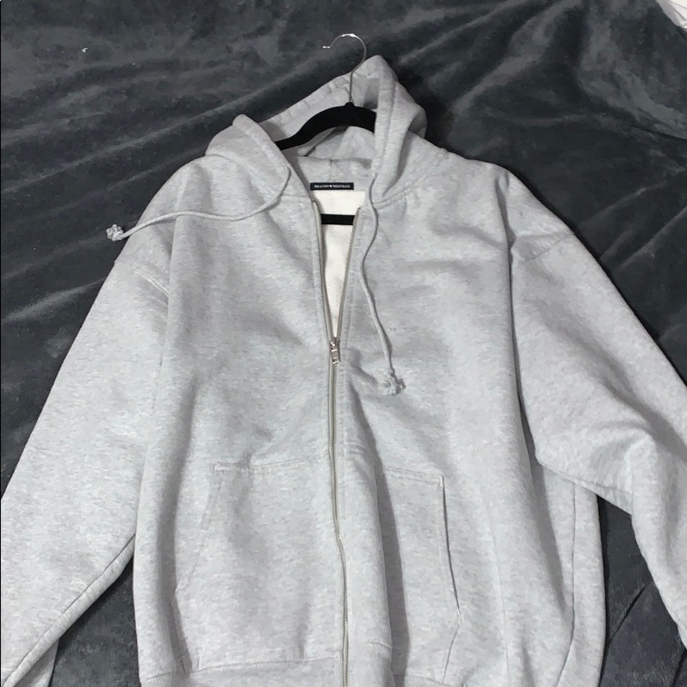 brandy melville over sized zip up hoodie
